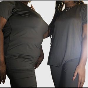 Charcoal gray 2 piece set! ☑️